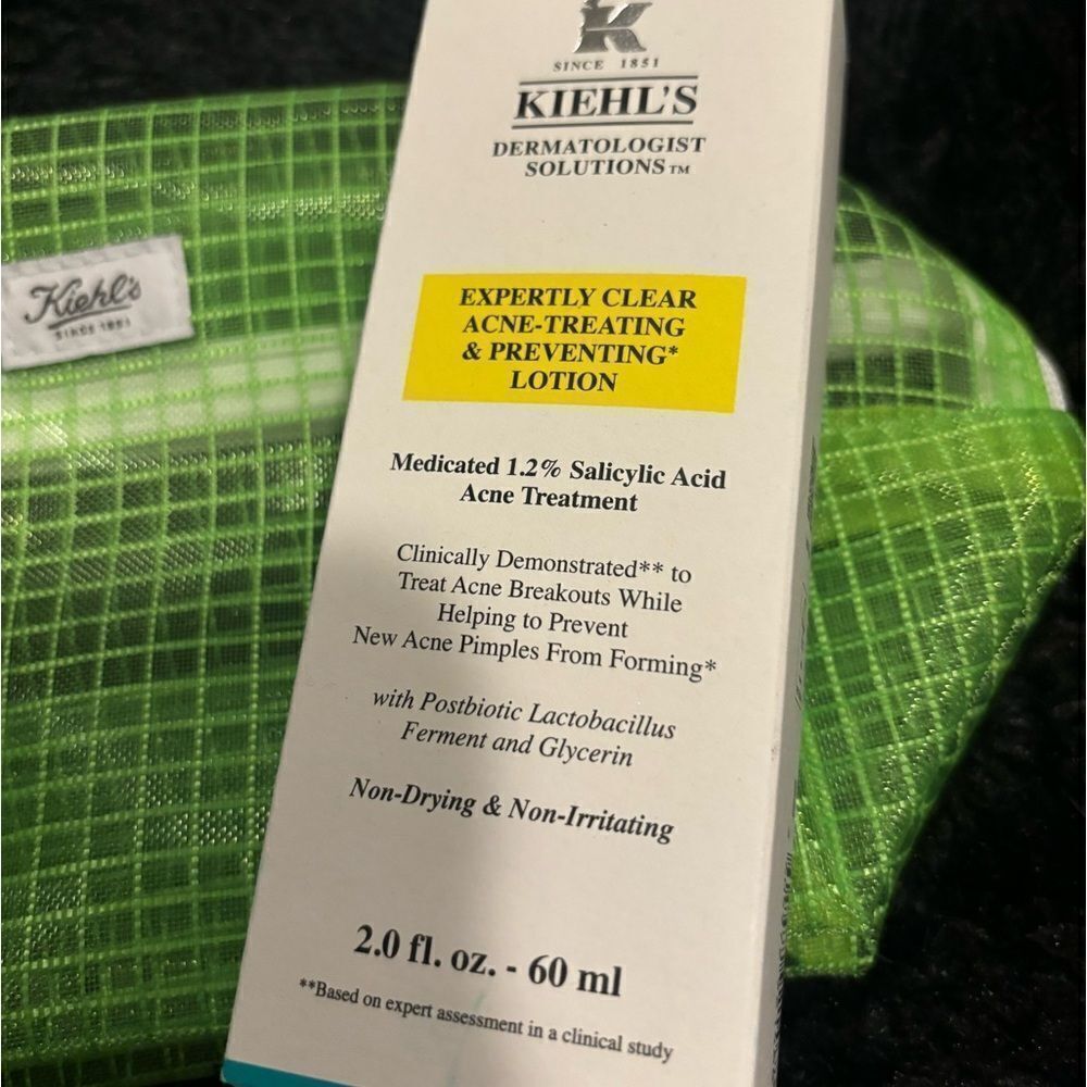 Kiehl’s Expertly Clear Acne Lotion